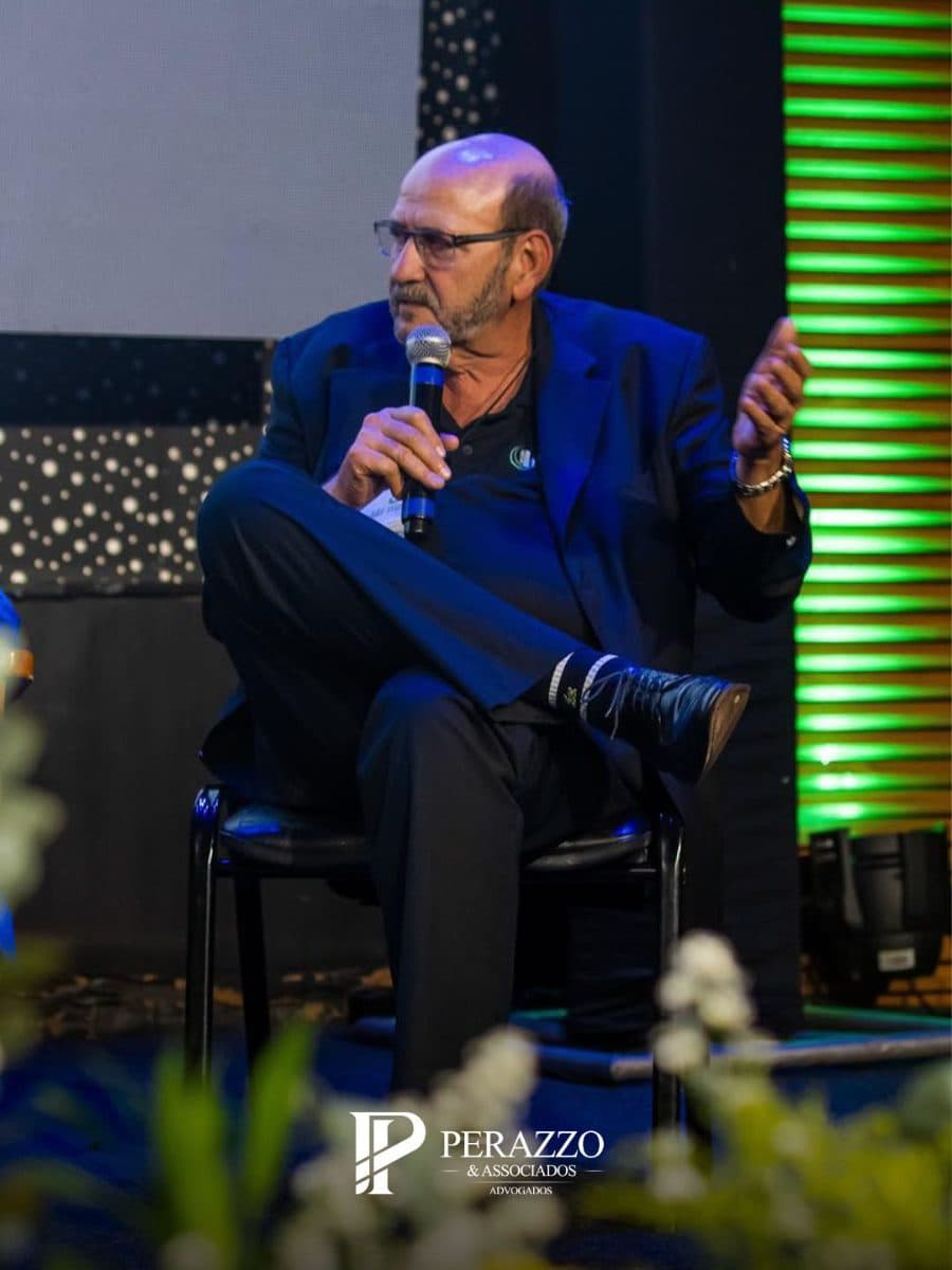 Dr. Perazzo em painel setorial